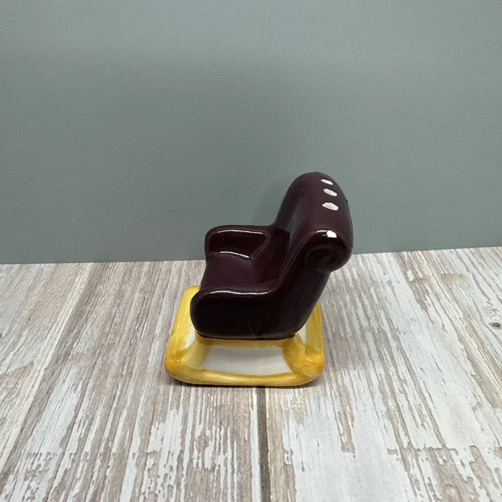 Vintage Minature Chair‎ *Pepper Shaker ONLY* Made In Korea